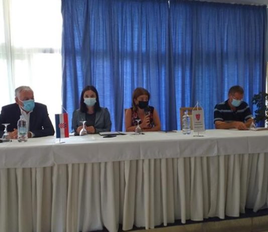 sastanak s voćarima