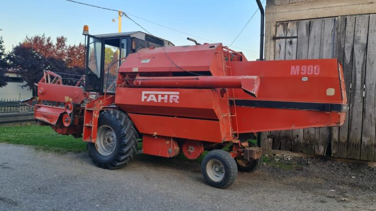 Deutz Fahr M900