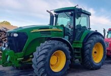 Traktor John Deere 7920