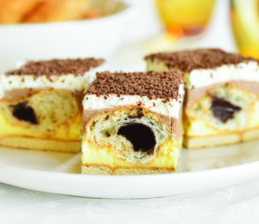 7 Day’s kolač: brzi kremasti desert s kroasanima i dvobojnom kremom 7 day´s