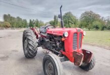 Traktor IMT 558