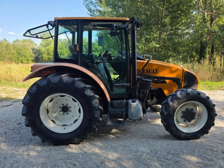 Traktor Renault Celtis 2004