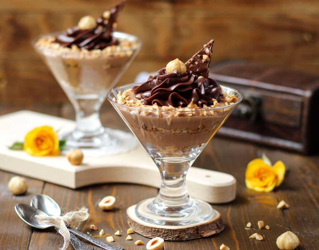 ferrero u čaši ferrero kolač