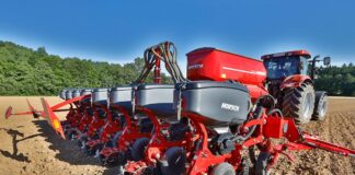 HORSCH Maestro RV - nošena precizna pneumatska sijaćica