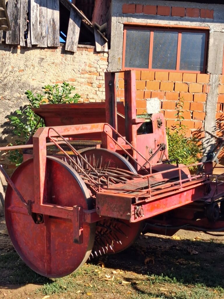 Kombajn za buce Moty 1500