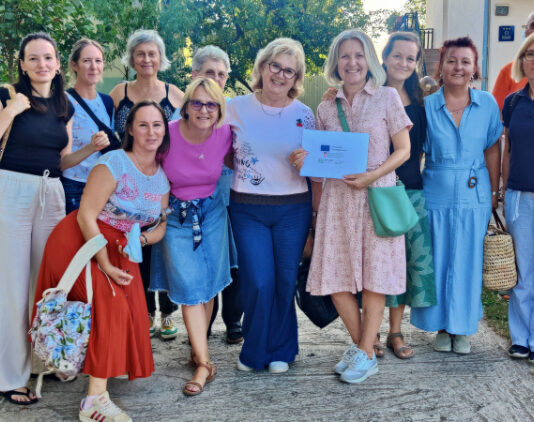 Jačanje uloge i suradnje žena u ruralnom prostoru