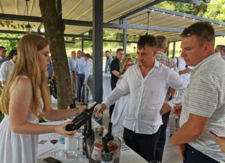 Održan poslovni susret vinara Slavonije i hrvatskog Podunavlja s kupcima u BIH