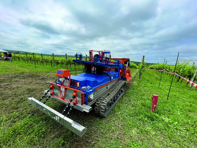 slopehelper poljoprivredni robot