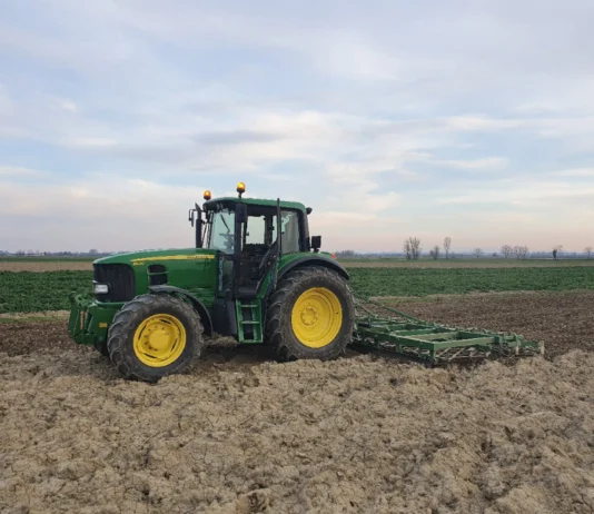 Zatvaranje zimske brazde klinastim branama