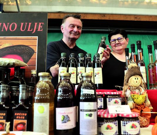 SAJMOVI, IZLOŽBE, DANI, FESTIVALI U STUDENOM sajmovi izložbe dani i festivali u studenome